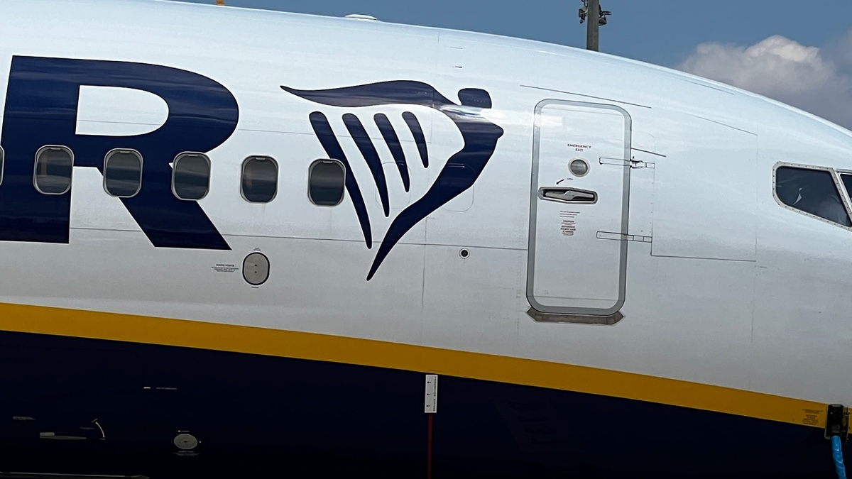 Купи самолетен билет за Ryanair